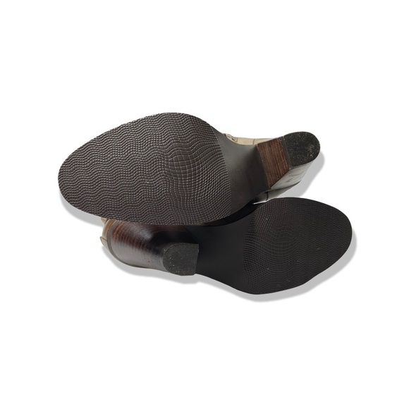 Nicole Distressed Brownish Gray Burnished Round Toe Heeled Boots Size 6 - Picture 7 of 7